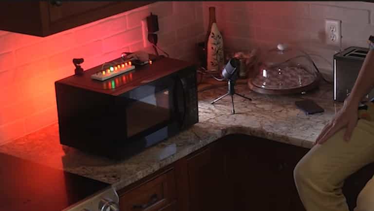 Microwave tries to ‘murder’ man after he gave it PTSD Microwave tries to ‘murder’ man after he gave it PTSD