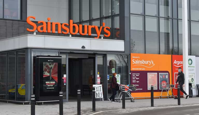 Sainsbury’s delivery driver claims he was sacked after viral video saying he loves his job Sainsbury’s delivery driver claims he was sacked after viral video saying he loves his job