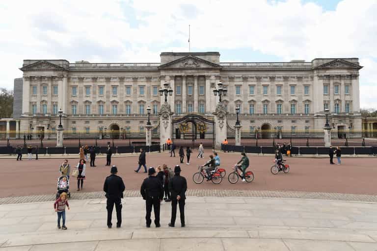 Hundreds of crimes reported at royal palaces – with many going completely unpunished Hundreds of crimes reported at royal palaces – with many going completely unpunished