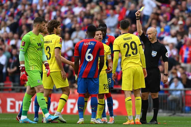 Kai Havertz slammed by fans for outrageous dive against Crystal Palace Kai Havertz slammed by fans for outrageous dive against Crystal Palace
