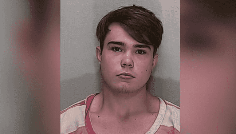 Teen dead after boys take turns shooting each other while wearing body armour for Snapchat video Teen dead after boys take turns shooting each other while wearing body armour for Snapchat video