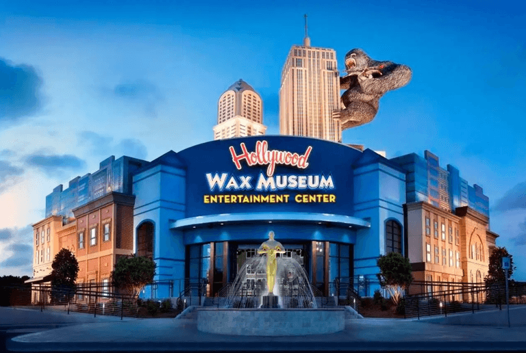 Haunted house trip goes terribly wrong as customer shoots worker after getting scared Haunted house trip goes terribly wrong as customer shoots worker after getting scared