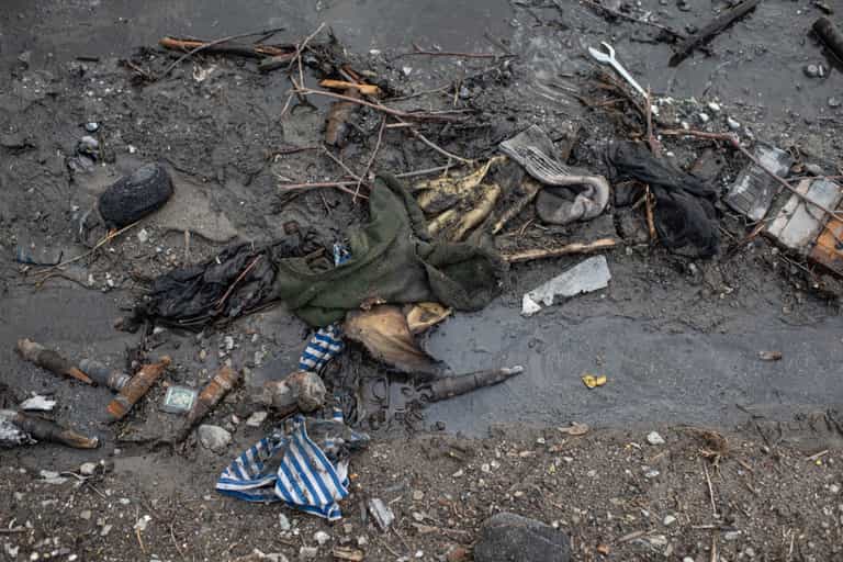 Russian ‘chemical weapon’ dropped on Mariupol causing respiratory problems, Ukraine claims Russian ‘chemical weapon’ dropped on Mariupol causing respiratory problems, Ukraine claims