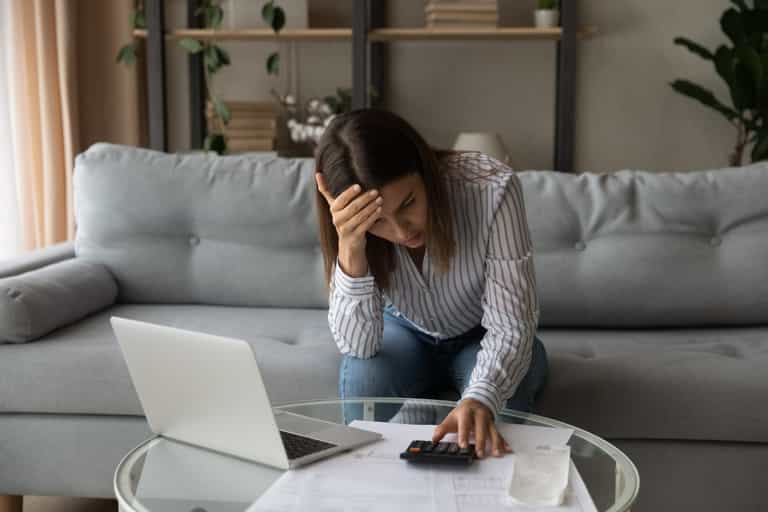 MPs £2k pay bump takes effect today just as your energy bills soar MPs £2k pay bump takes effect today just as your energy bills soar