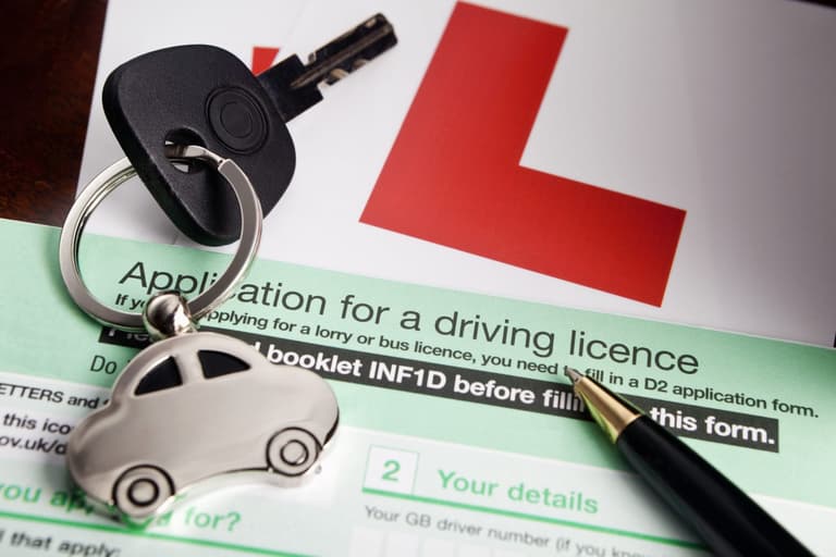 Exclusive: Inside the Facebook groups where driving instructors are making serious cash Exclusive: Inside the Facebook groups where driving instructors are making serious cash