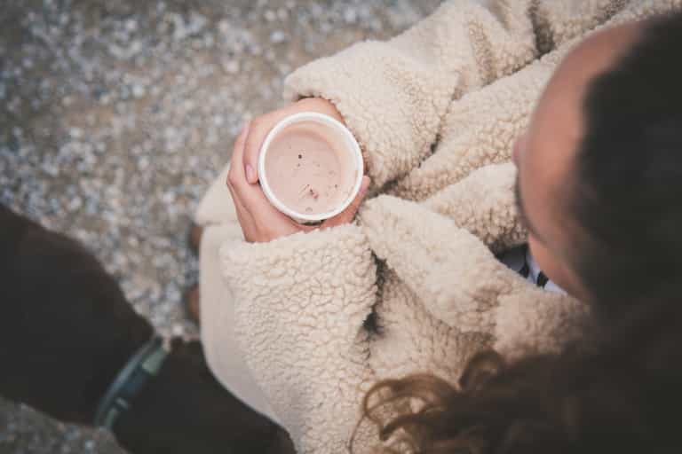 Major energy supplier gives away free electric blankets as heating bills soar Major energy supplier gives away free electric blankets as heating bills soar