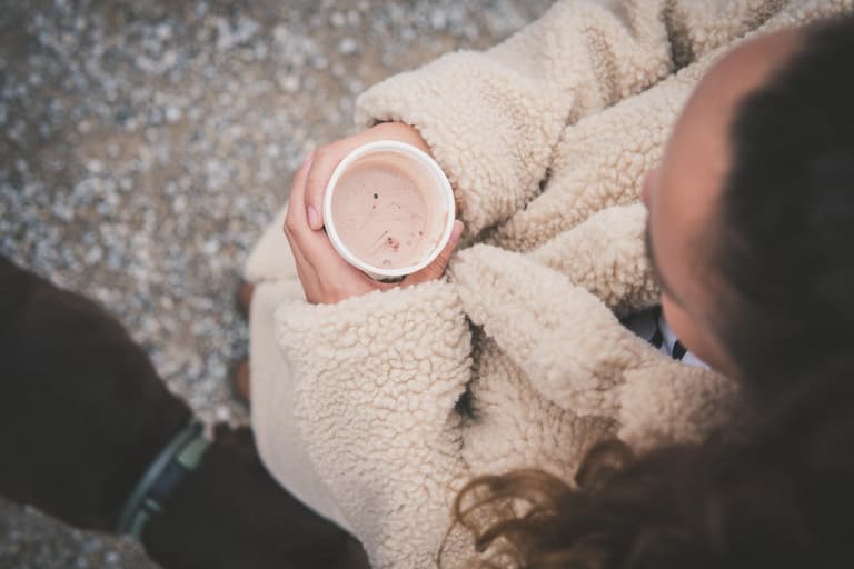 Major energy supplier gives away free electric blankets as heating bills soar Major energy supplier gives away free electric blankets as heating bills soar