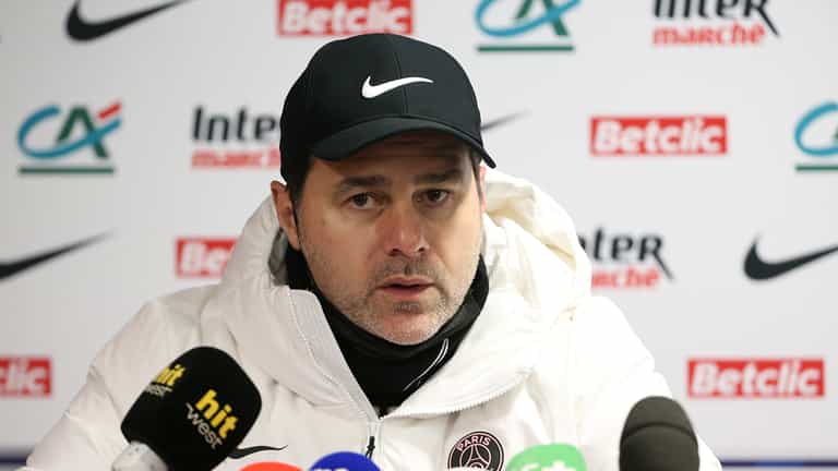 Mauricio Pochettino to be replaced by Antonio Conte at PSG, reports claim Mauricio Pochettino to be replaced by Antonio Conte at PSG, reports claim