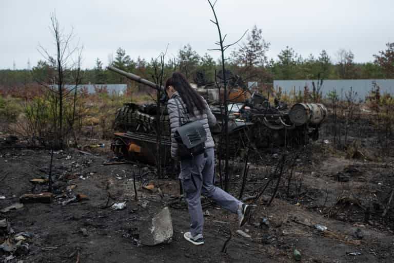Russian soldier’s wife recorded telling him to rape women in Ukraine Russian soldier’s wife recorded telling him to rape women in Ukraine