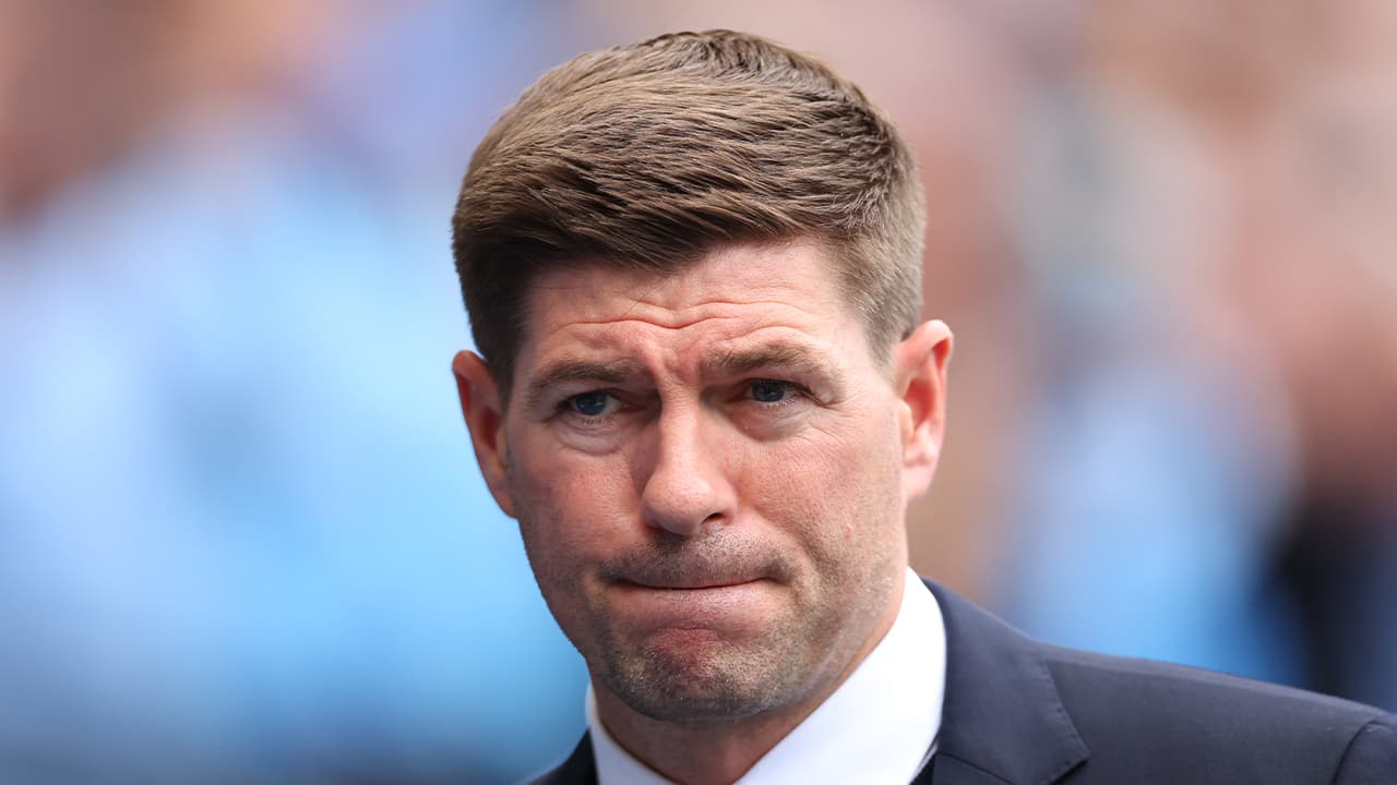 Man City fans taunt Steven Gerrard after beating Liverpool to Premier League title