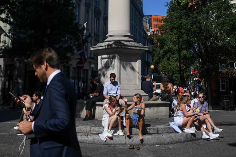 Met Office confirms scorching nine-day heatwave set to hit 20C Met Office confirms scorching nine-day heatwave set to hit 20C