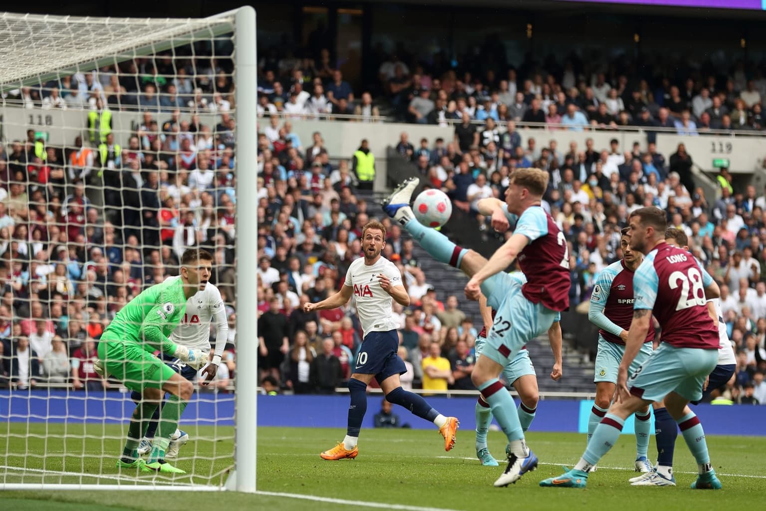 Lasagna-gate 2.0? Spurs missing four players vs Burnley due to sickness bug