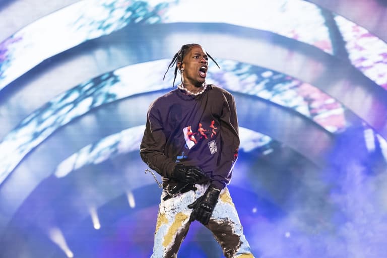 Pregnant woman suing Travis Scott for death on unborn baby following Astroworld tragedy Pregnant woman suing Travis Scott for death on unborn baby following Astroworld tragedy