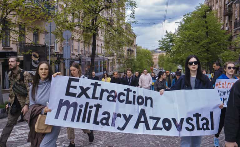 Ukraine declares ‘combat mission’ over in Mariupol amid mass evacuations Ukraine declares ‘combat mission’ over in Mariupol amid mass evacuations