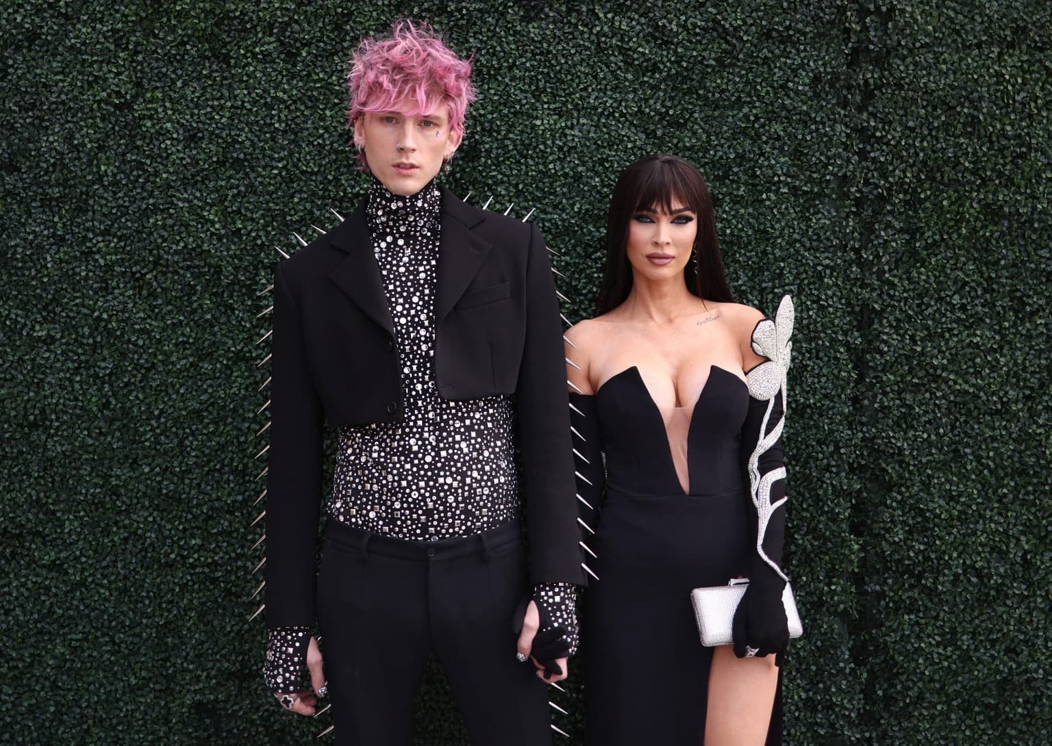 Machine Gun Kelly fans spot key details to ‘secret marriage’ with Megan Fox