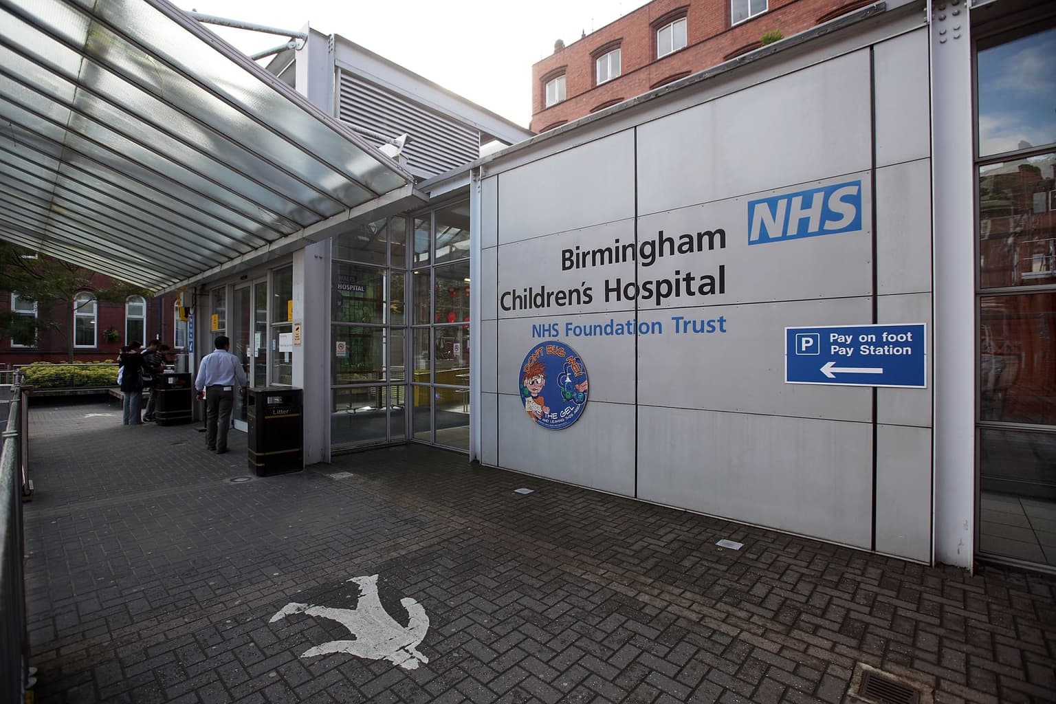 Birmingham Children’s Hospital worker held over ‘poisoning’ of child