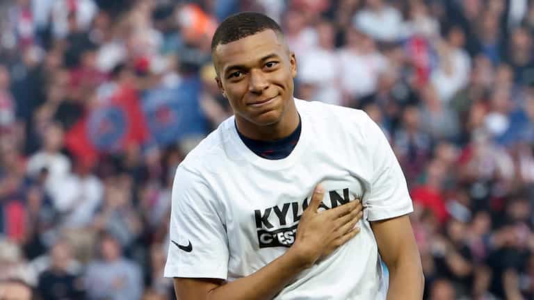 Barcelona president claims Kylian Mbappe has been ‘kidnapped for money’ Barcelona president claims Kylian Mbappe has been ‘kidnapped for money’
