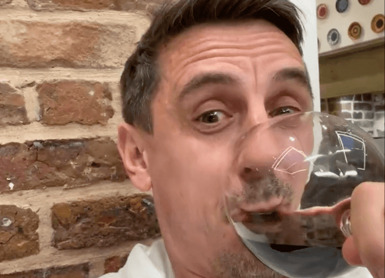 Liverpool fans mock Gary Neville for premature celebration of Villarreal goals Liverpool fans mock Gary Neville for premature celebration of Villarreal goals