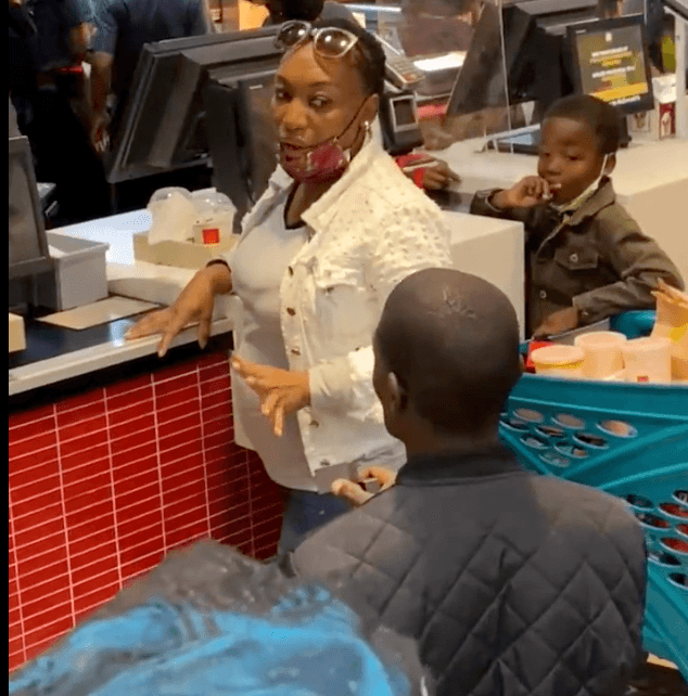 Man proposes in queue at packed McDonald’s and gets brutally rejected Man proposes in queue at packed McDonald’s and gets brutally rejected