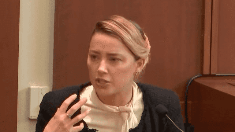 Amber Heard tells court she thought Johnny Depp was going to kill her as trial shown photos of injuries Amber Heard tells court she thought Johnny Depp was going to kill her as trial shown photos of injuries