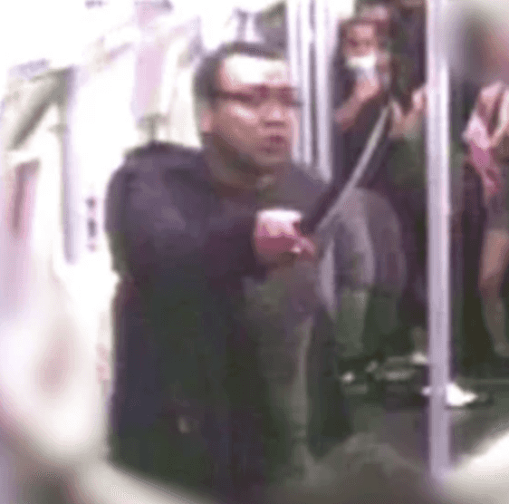 Shocking CCTV shows panic on tube as machete attacker leaves passenger with life-changing injuries Shocking CCTV shows panic on tube as machete attacker leaves passenger with life-changing injuries