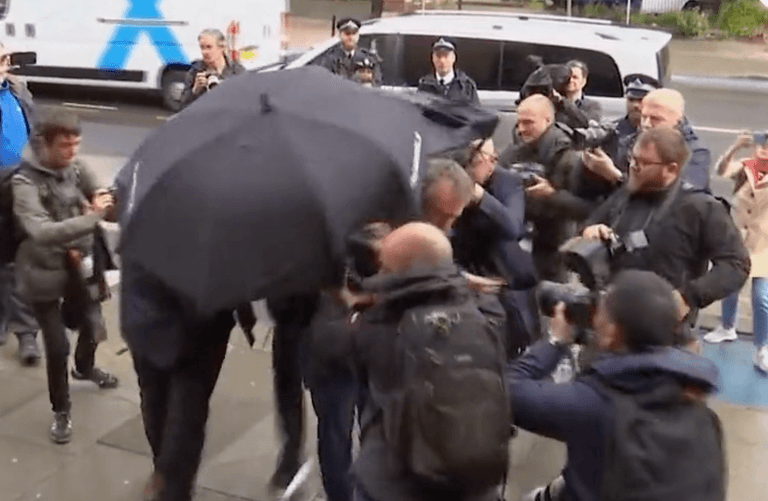 Kurt Zouma barges through crowd before pleading guilty to kicking and slapping a cat Kurt Zouma barges through crowd before pleading guilty to kicking and slapping a cat