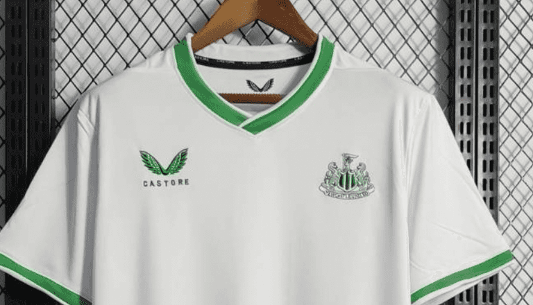Fresh images of definitely not Saudi-themed Newcastle away shirt emerge Fresh images of definitely not Saudi-themed Newcastle away shirt emerge