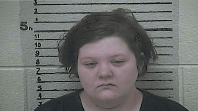 Mum put newborn in trash bag and threw him from balcony hours after birth Mum put newborn in trash bag and threw him from balcony hours after birth