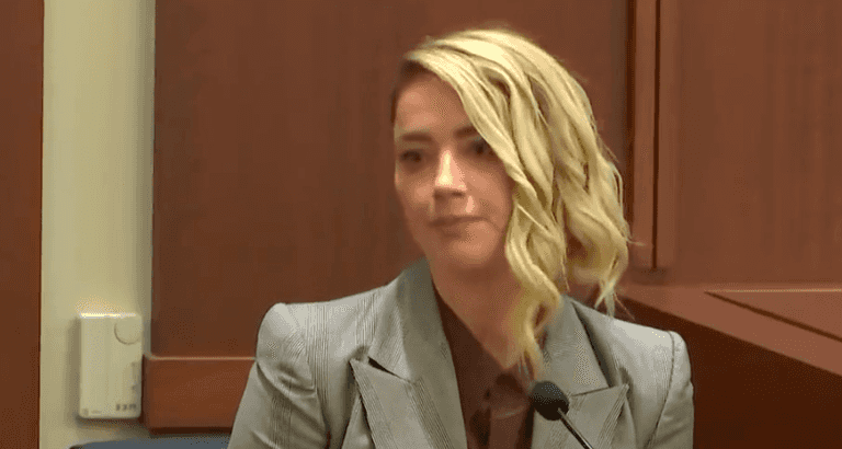 Amber Heard tells Johnny Depp defamation trial that she ‘wakes up screaming’ every day Amber Heard tells Johnny Depp defamation trial that she ‘wakes up screaming’ every day