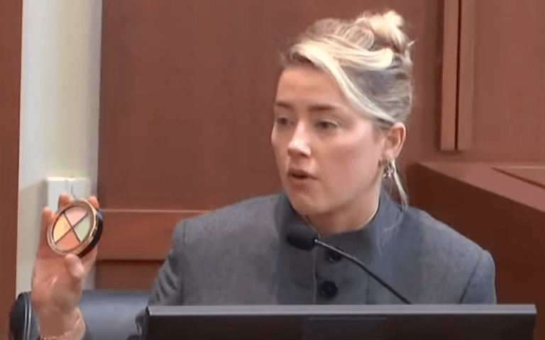 Amber Heard carried a make-up kit ‘at all times’ to cover bruises, court hears Amber Heard carried a make-up kit ‘at all times’ to cover bruises, court hears
