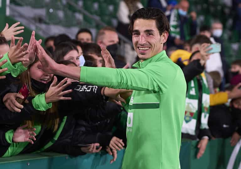 Elche striker posts awkward goodbye to club despite having contract renewed Elche striker posts awkward goodbye to club despite having contract renewed