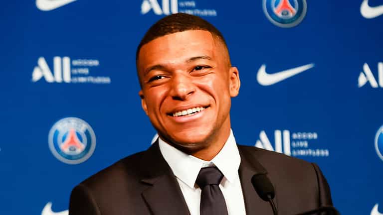 Ligue 1 chairman slams LaLiga president for complaining over Kylian Mbappe’s new PSG contract Ligue 1 chairman slams LaLiga president for complaining over Kylian Mbappe’s new PSG contract