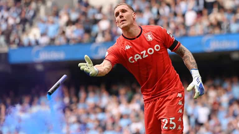 Man City apologise to Robin Olsen after he was assaulted during pitch invasion Man City apologise to Robin Olsen after he was assaulted during pitch invasion