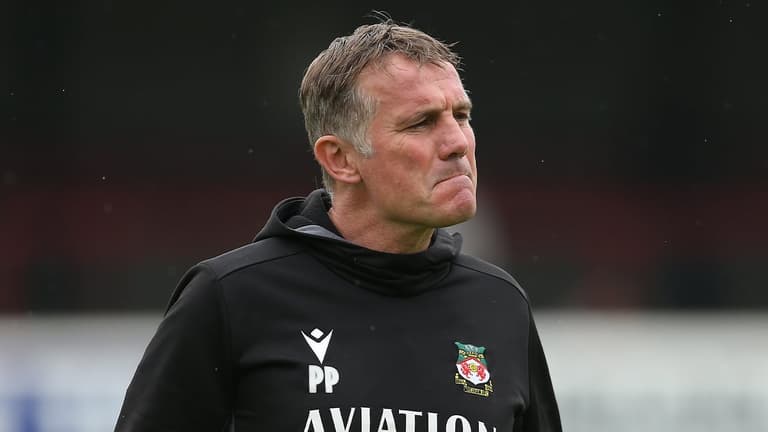 Wrexham manager slams referee after play-off semi-final defeat to Grimsby Wrexham manager slams referee after play-off semi-final defeat to Grimsby