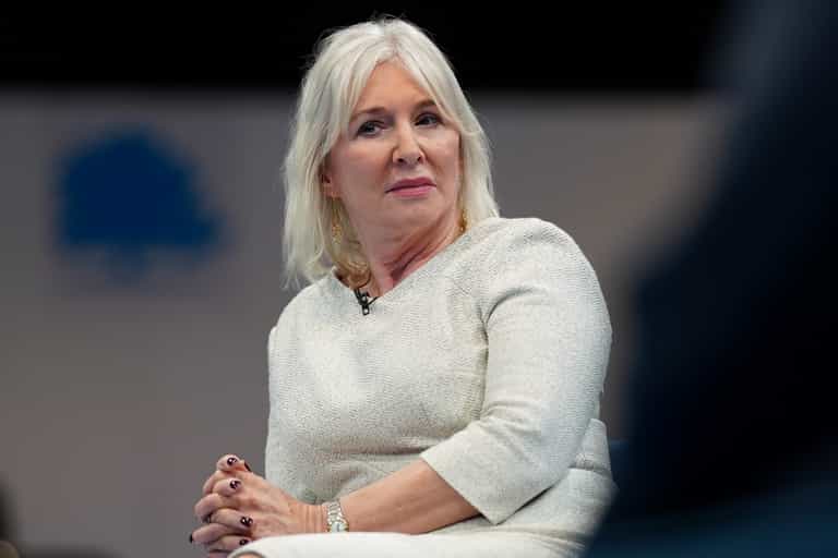 Nadine Dorries in Twitter war over claims Boris Johnson was booed at Jubilee Nadine Dorries in Twitter war over claims Boris Johnson was booed at Jubilee