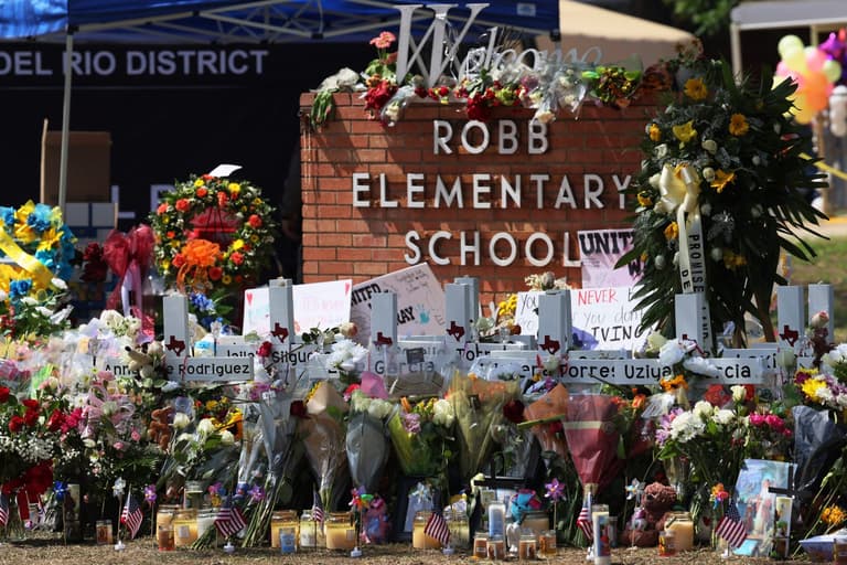 More than 700 people shot dead in the US since the Texas school shooting More than 700 people shot dead in the US since the Texas school shooting