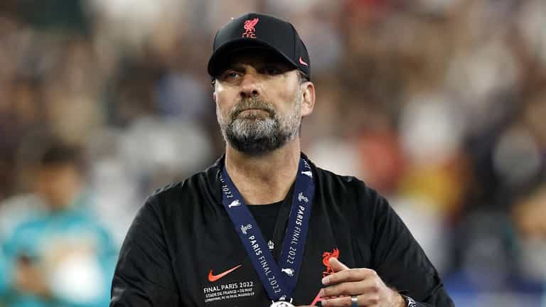 Andros Townsend claims ‘moaning’ Jurgen Klopp has ‘got his way again’ Andros Townsend claims ‘moaning’ Jurgen Klopp has ‘got his way again’