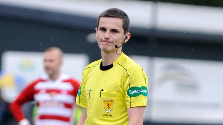 Scottish referee Craig Napier comes out as gay and wants ‘to see the climate change’ Scottish referee Craig Napier comes out as gay and wants ‘to see the climate change’