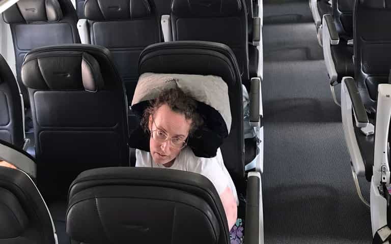 Gatwick apologises for leaving disabled customer on plane for an hour and a half Gatwick apologises for leaving disabled customer on plane for an hour and a half