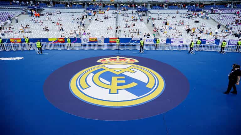 Real Madrid unable to sign non-European players due to a passport issue Real Madrid unable to sign non-European players due to a passport issue