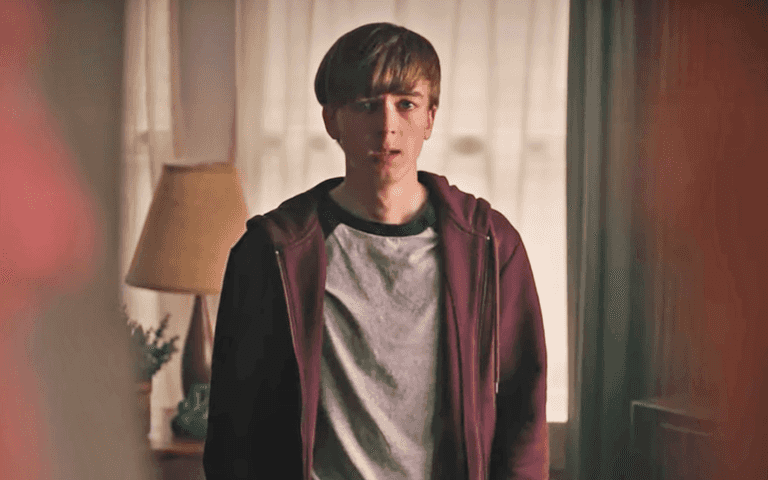 Riverdale actor killed his mother so she didn’t have to witness his plot to assassinate Justin Trudeau Riverdale actor killed his mother so she didn’t have to witness his plot to assassinate Justin Trudeau