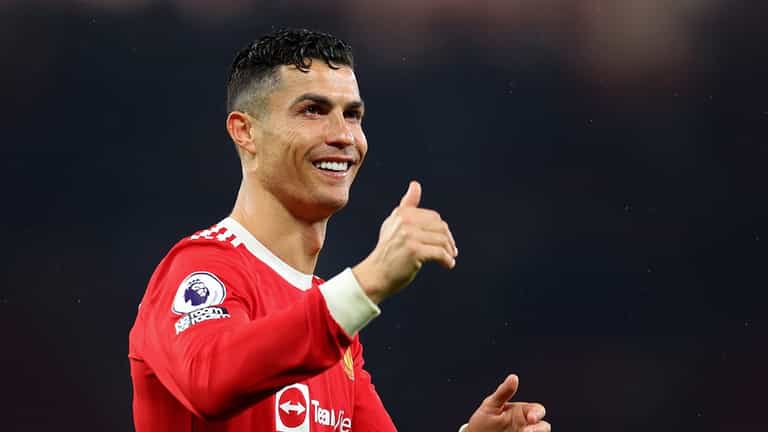 Cristiano Ronaldo gives strong hint his future lies at Man United Cristiano Ronaldo gives strong hint his future lies at Man United
