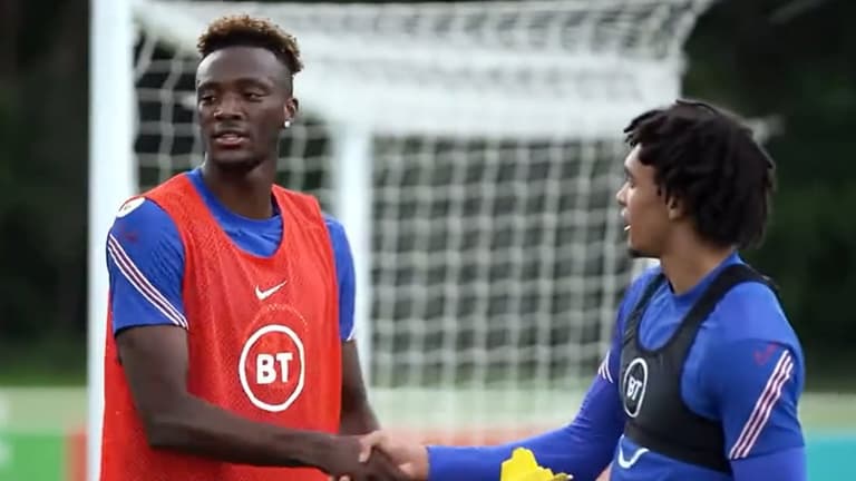 Fans react to Tammy Abraham telling Trent Alexander-Arnold that he’ll ‘join’ Liverpool Fans react to Tammy Abraham telling Trent Alexander-Arnold that he’ll ‘join’ Liverpool
