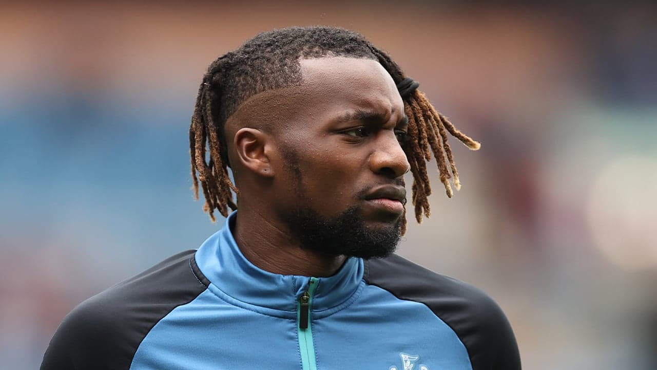Newcastle United give Allan Saint-Maximin telling off for terrible car parking