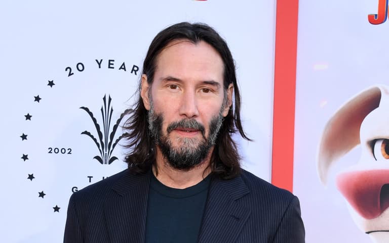 Move over Robert Pattinson, Keanu Reeves wants to suit up as Batman Move over Robert Pattinson, Keanu Reeves wants to suit up as Batman