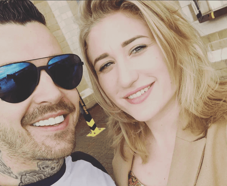 Dad who ran off with Ukrainian woman wants to reverse vasectomy to start new family Dad who ran off with Ukrainian woman wants to reverse vasectomy to start new family