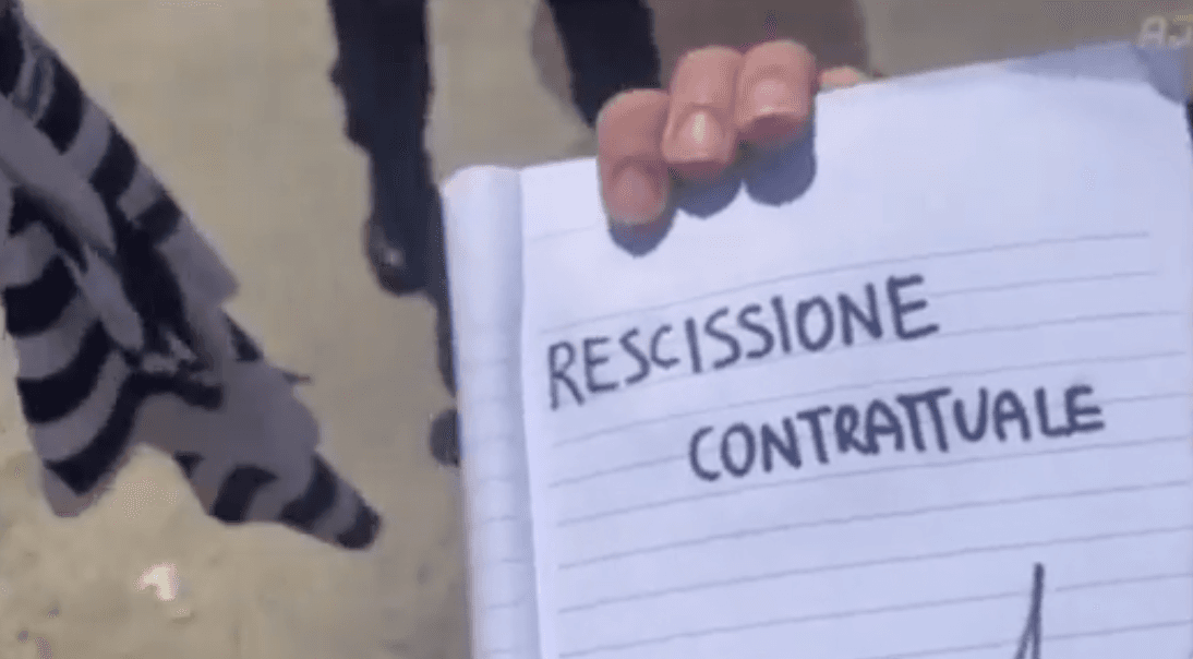Aaron Ramsey ‘signs’ contract termination after being trolled by Juventus fans