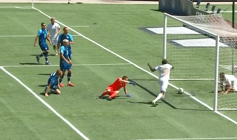 That’s it, we’ve found the worst miss in the history of football That’s it, we’ve found the worst miss in the history of football