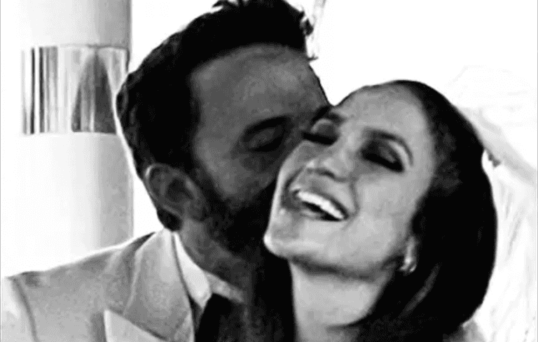 Ben Affleck and Jennifer Lopez finally tie the knot in Las Vegas Ben Affleck and Jennifer Lopez finally tie the knot in Las Vegas