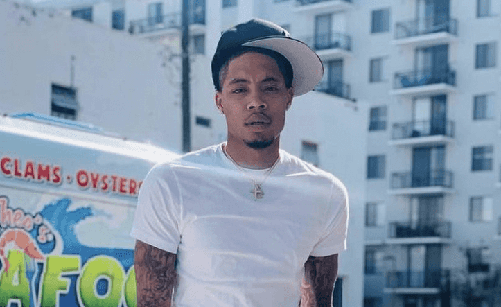 Rapper Rollie Bands shot dead in front of home after daring haters to find him Rapper Rollie Bands shot dead in front of home after daring haters to find him